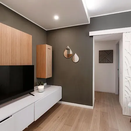 Appartement Rafael - By Myhomeincomo