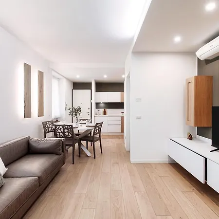 Appartement Rafael - By Myhomeincomo *