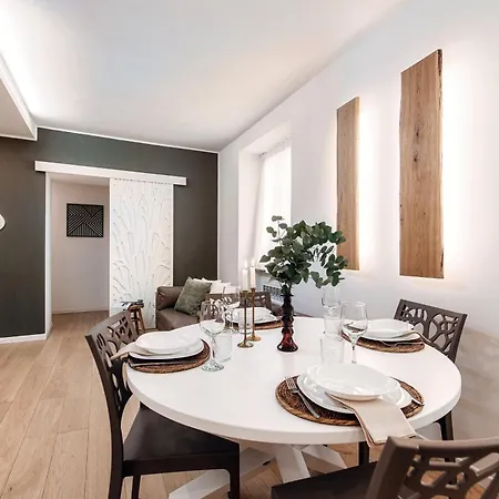 Appartement Rafael - By Myhomeincomo *