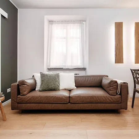 Rafael - By Myhomeincomo Appartement *